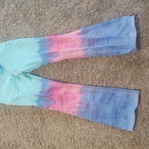 Fallon Taylor's ranch dressn jeans